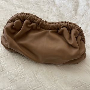 Mansur Gavriel “Cloud” Leather Clutch in “Biscotto” Beige - Brand New